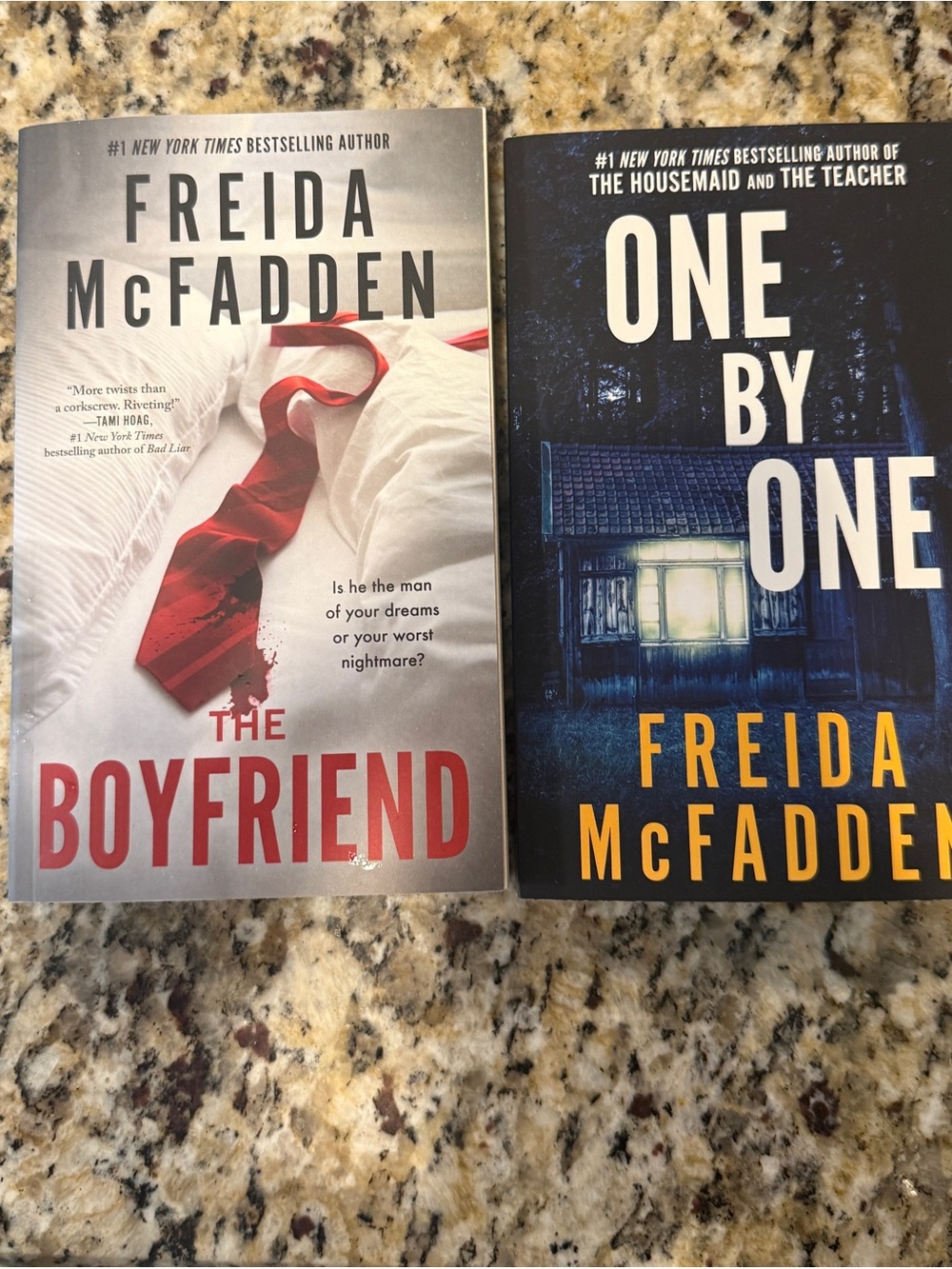 Freida McFadden The Boyfriend & One by One Thrillers